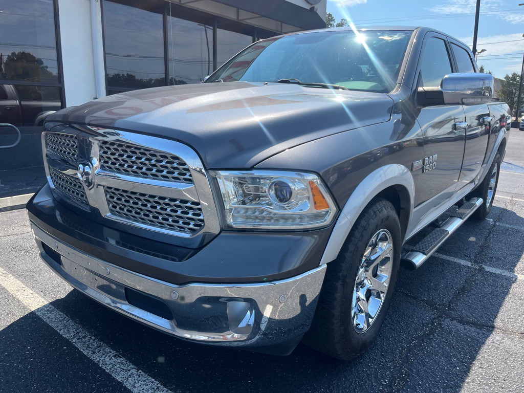 2017 RAM 1500 Image 2