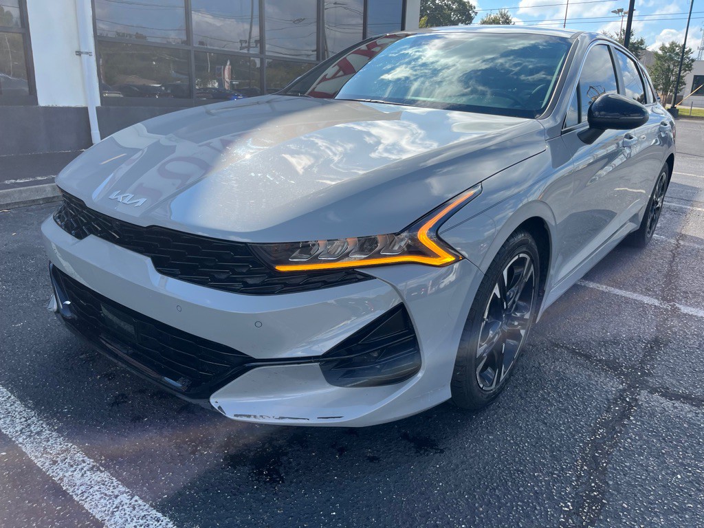2022 Kia K5 Image 2