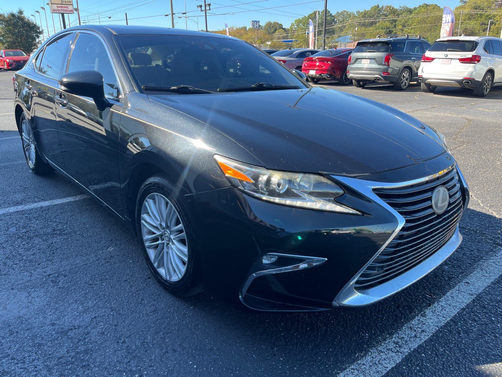 2016 Lexus ES Image 3