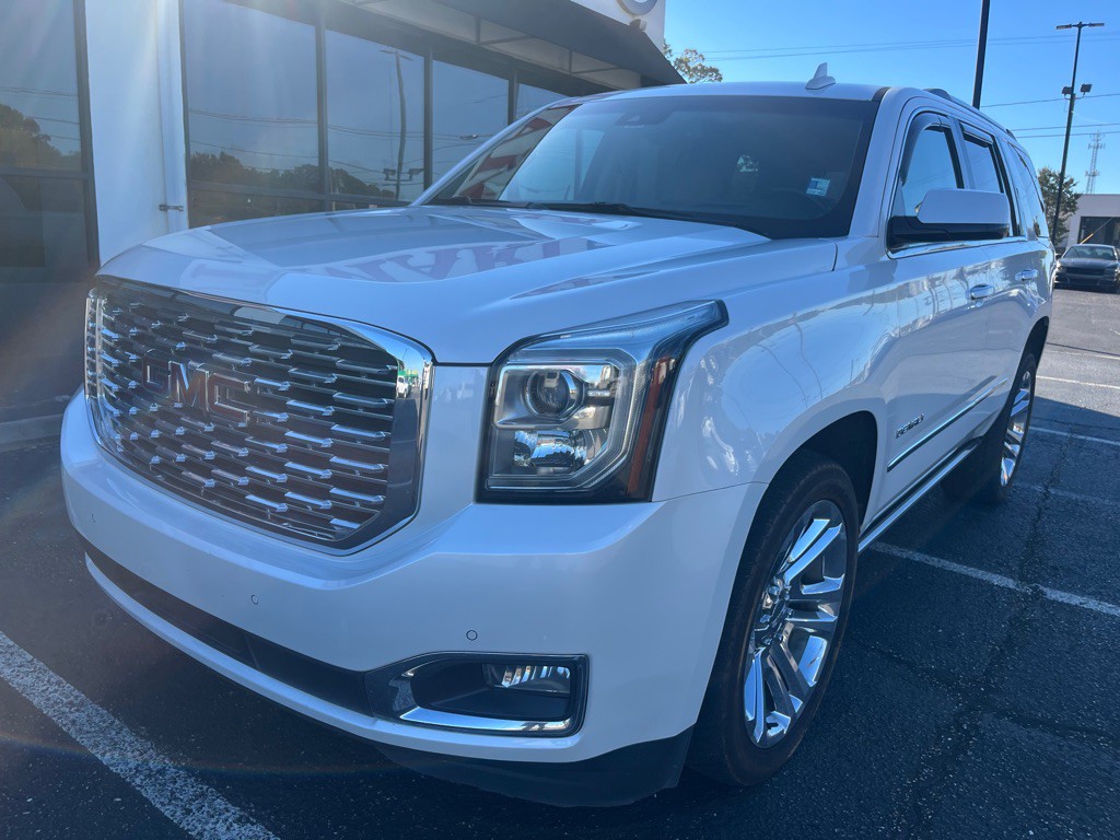 2018 GMC Yukon Image 2
