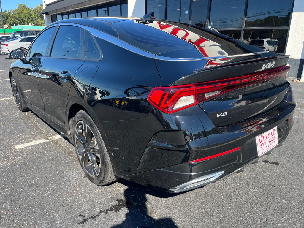 2023 Kia K5 Image 5
