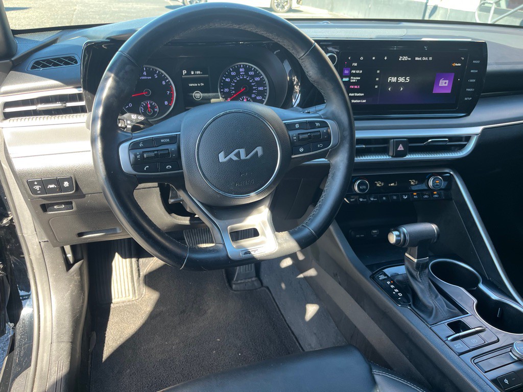 2023 Kia K5 Image 6