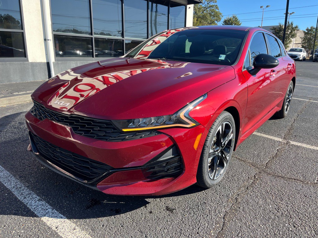 2022 Kia K5 Image 2