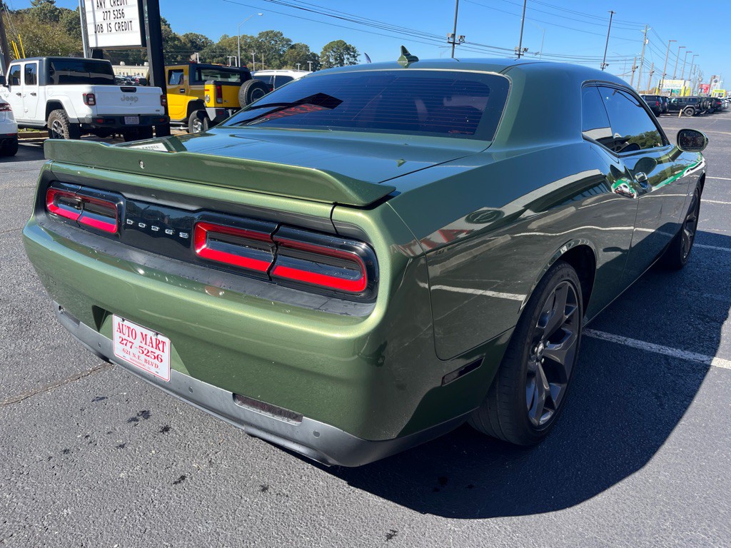 2019 Dodge Challenger Image 4