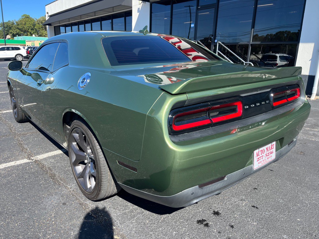 2019 Dodge Challenger Image 5
