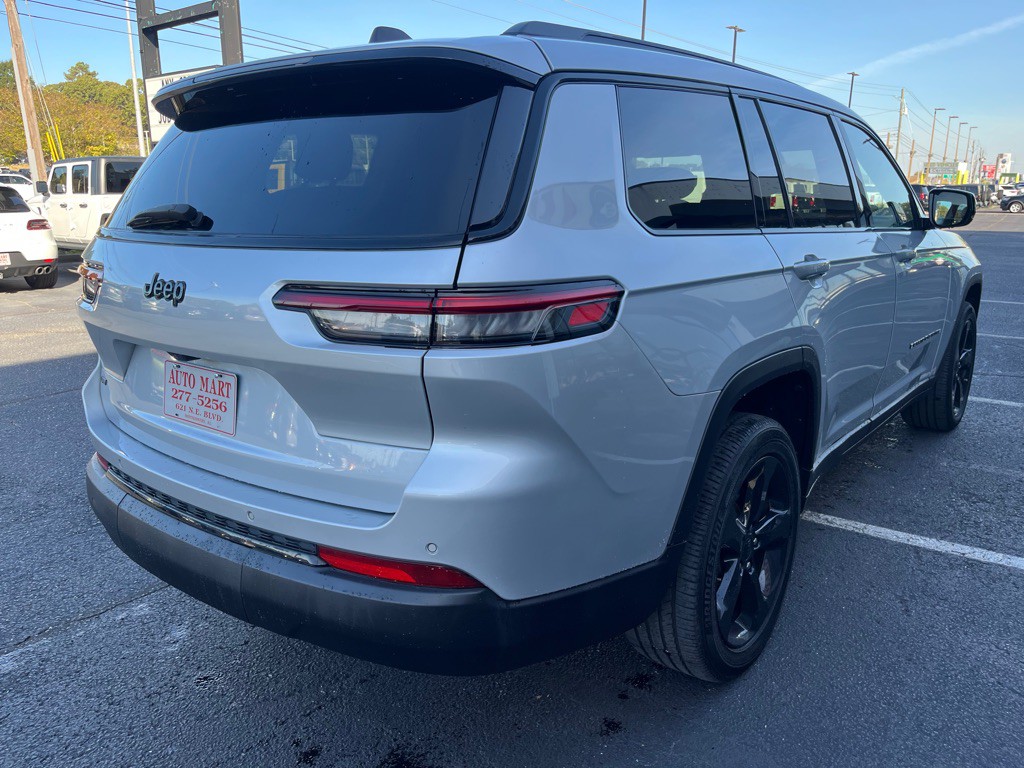 2021 Jeep Grand Cherokee Image 4