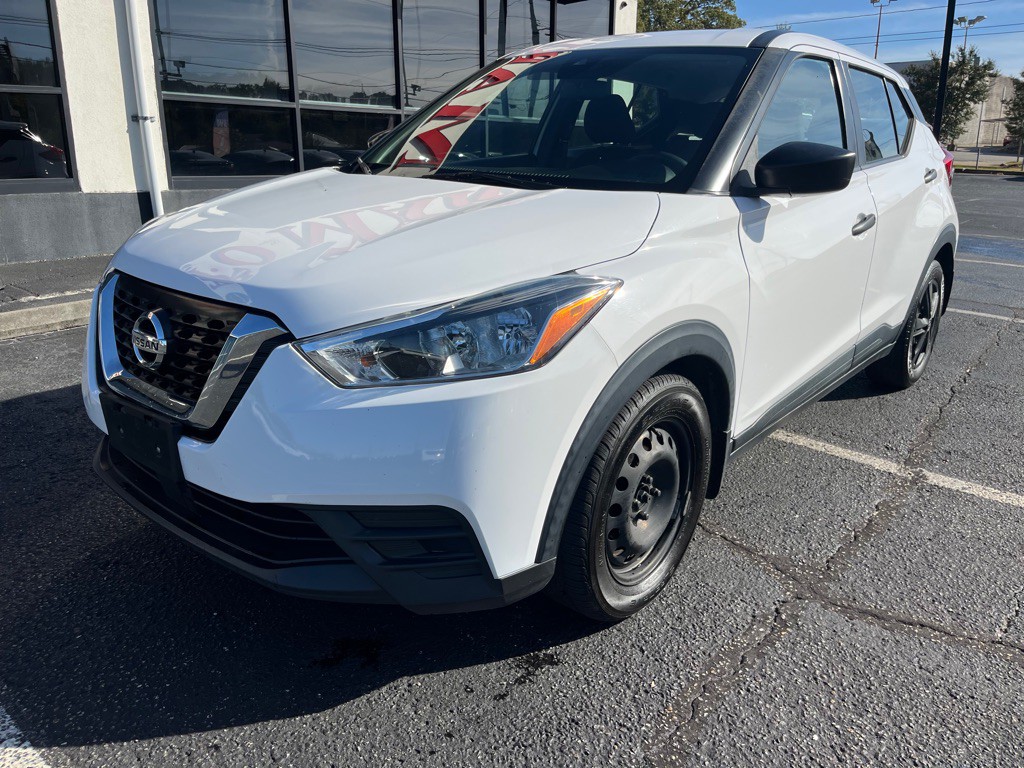2020 Nissan Kicks Image 2