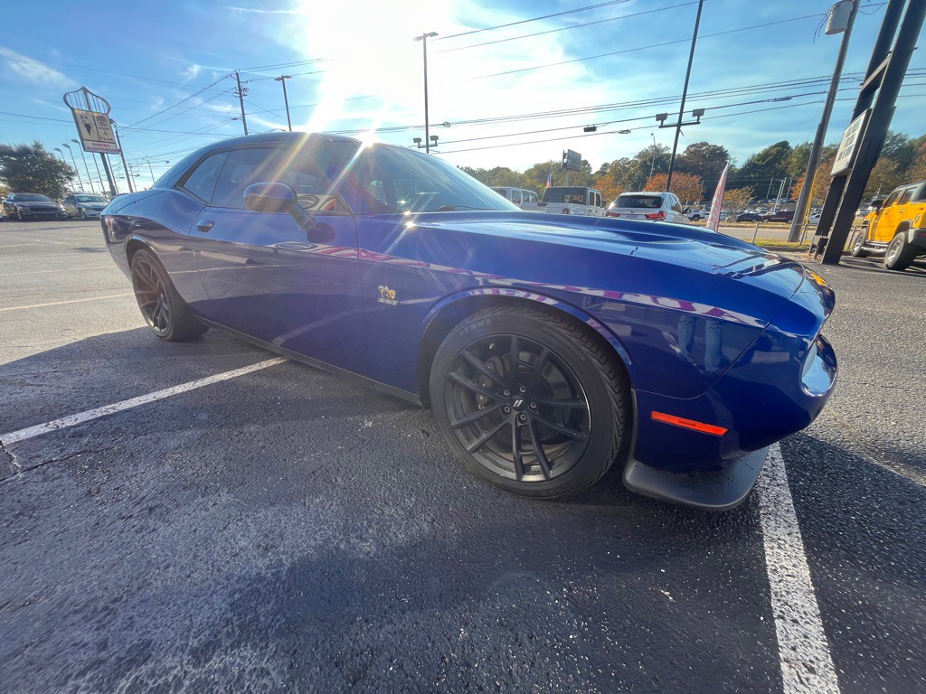 2019 Dodge Challenger Image 4