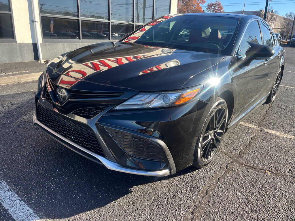 2022 Toyota Camry Image 2