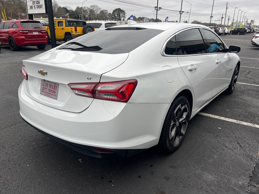 2022 Chevrolet Malibu Image 4