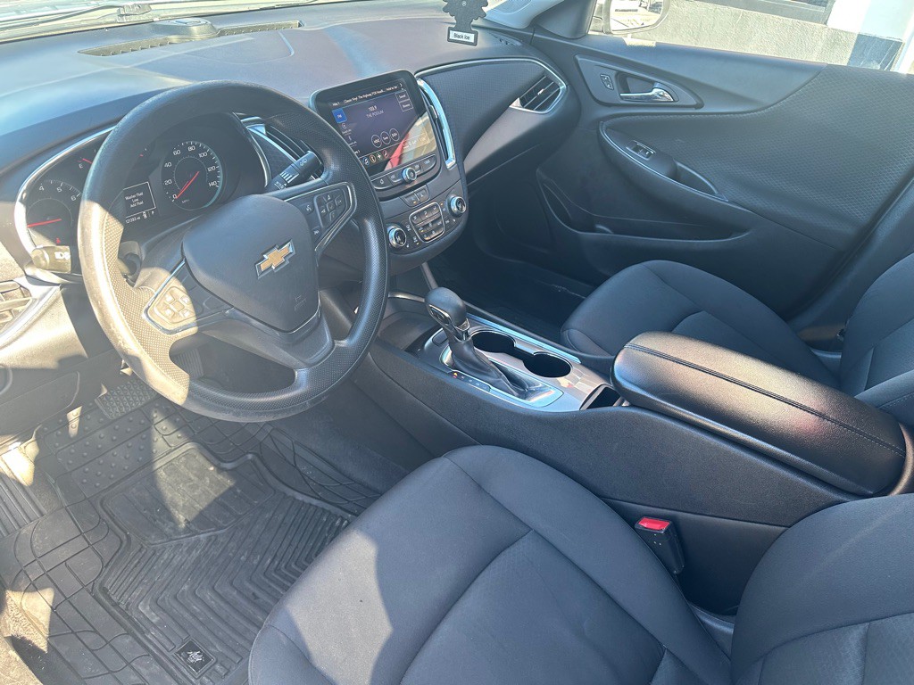 2021 Chevrolet Malibu Image 5