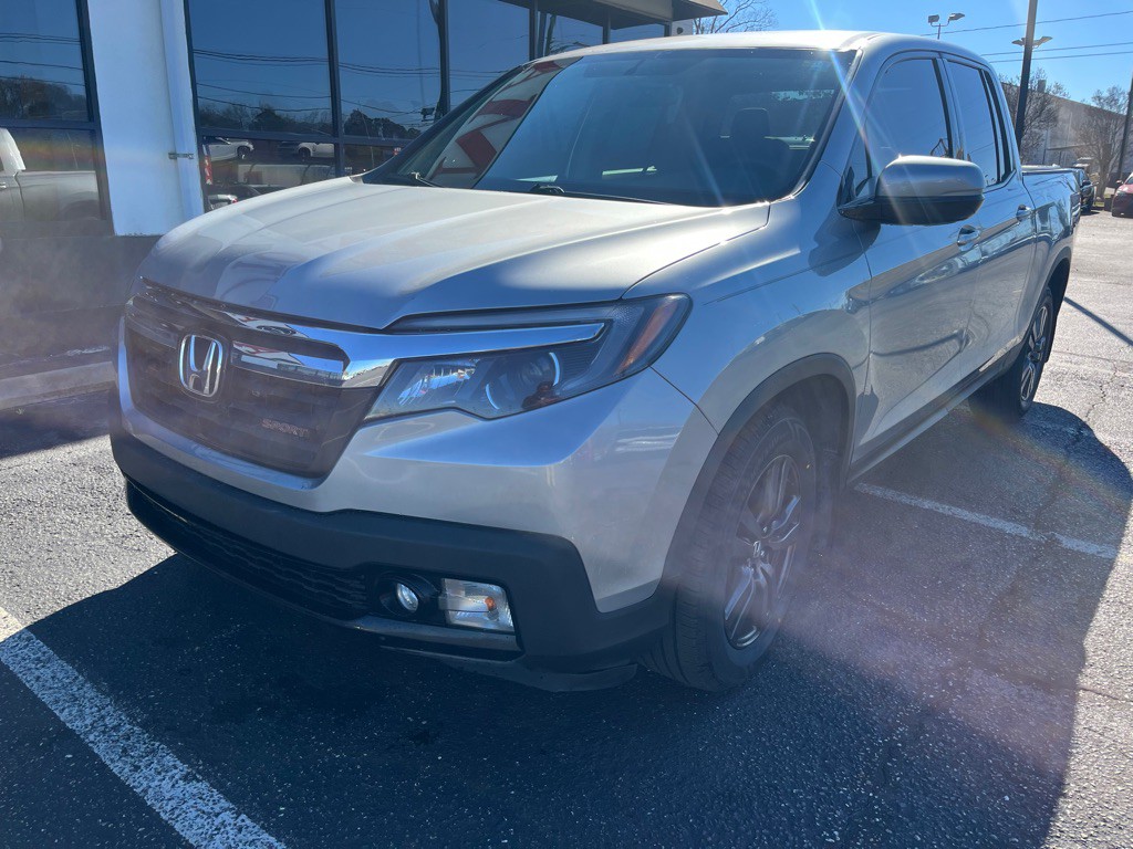 2018 Honda Ridgeline Image 2