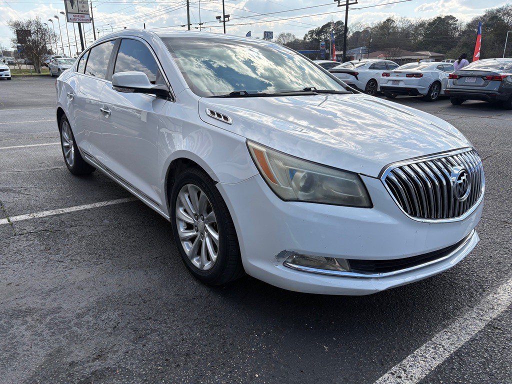 2015 Buick Lacrosse Image 3