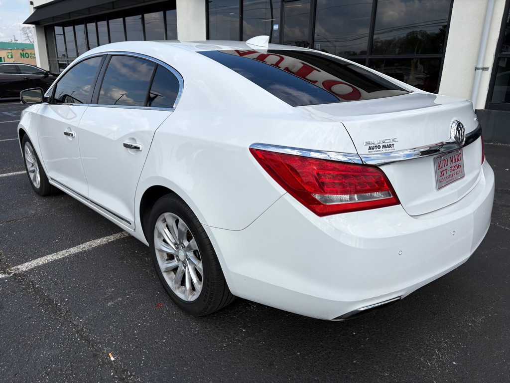 2015 Buick Lacrosse Image 5