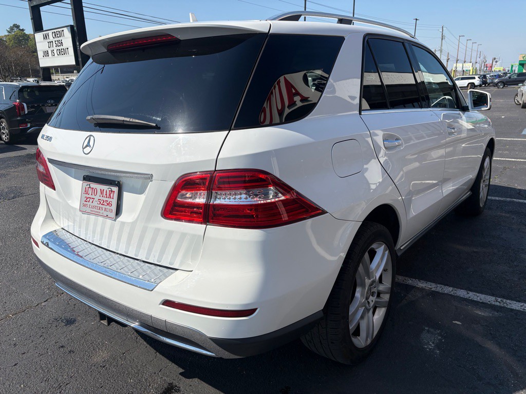 2015 Mercedes-Benz M-Class Image 4