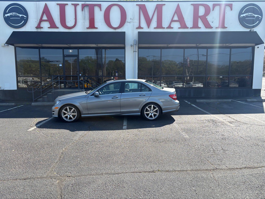 2014 Mercedes-Benz C-Class Image 1