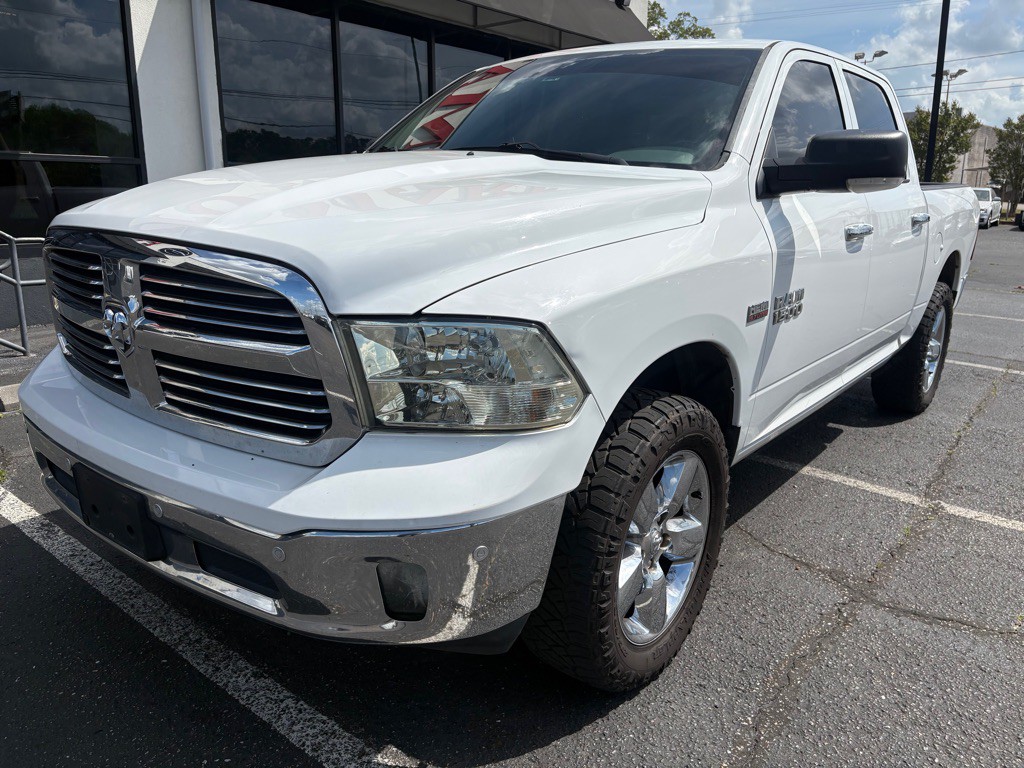 2016 RAM 1500 Image 2