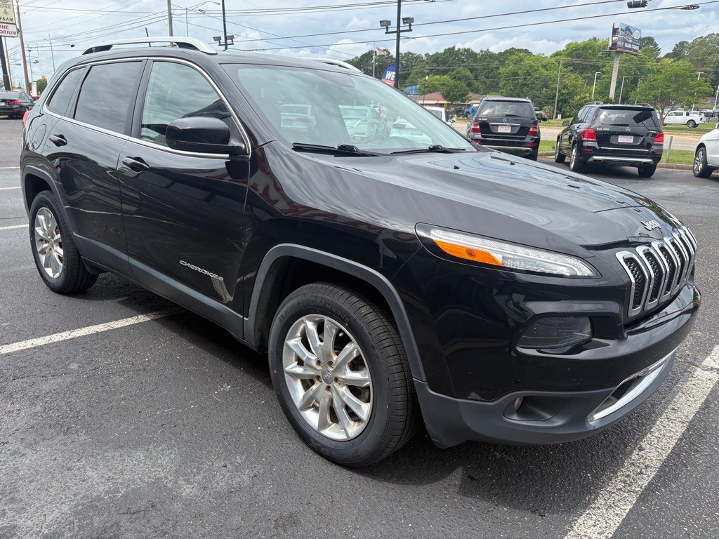 2017 Jeep Cherokee Image 3