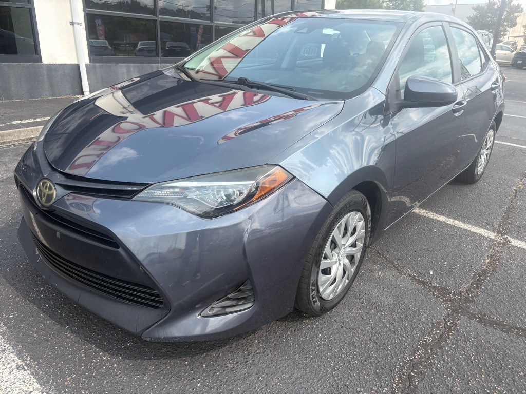 2018 Toyota Corolla Image 2