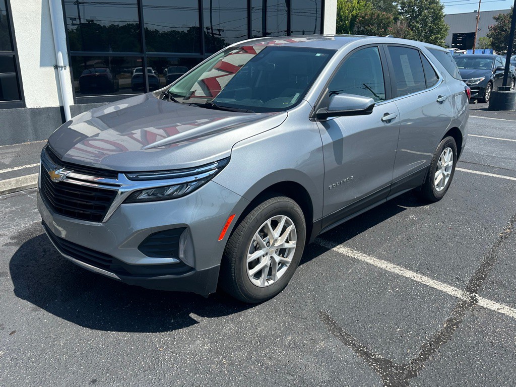 2024 Chevrolet Equinox Image 2