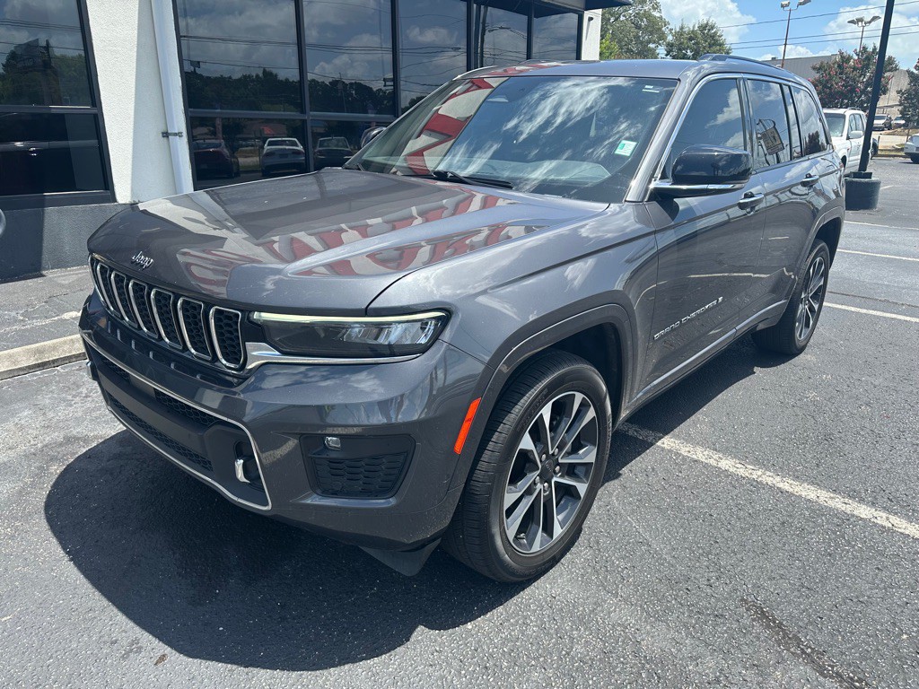 2022 Jeep Grand Cherokee Image 2