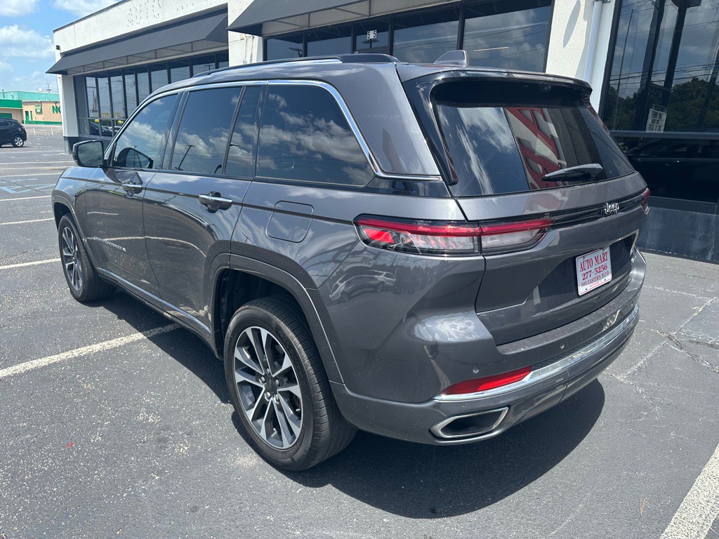2022 Jeep Grand Cherokee Image 5
