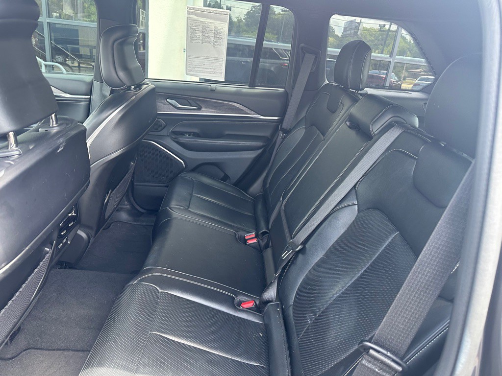 2022 Jeep Grand Cherokee Image 7