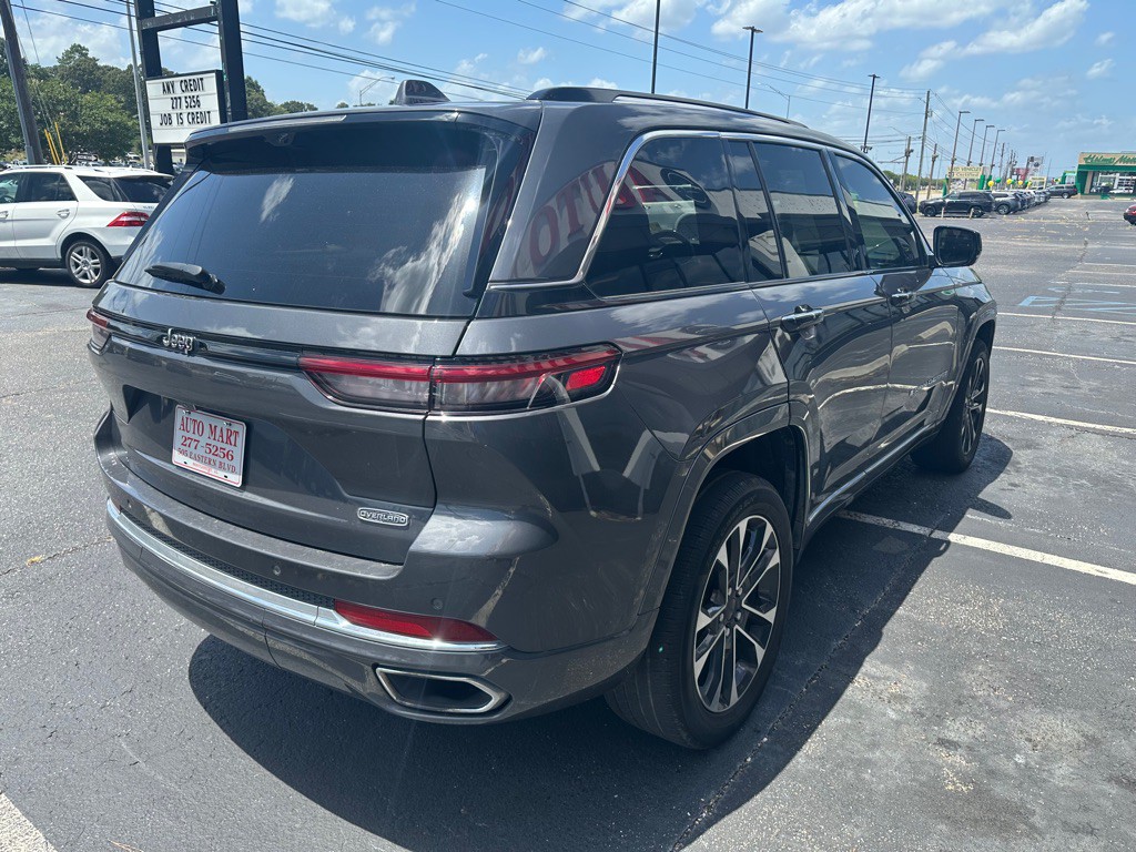 2022 Jeep Grand Cherokee Image 11