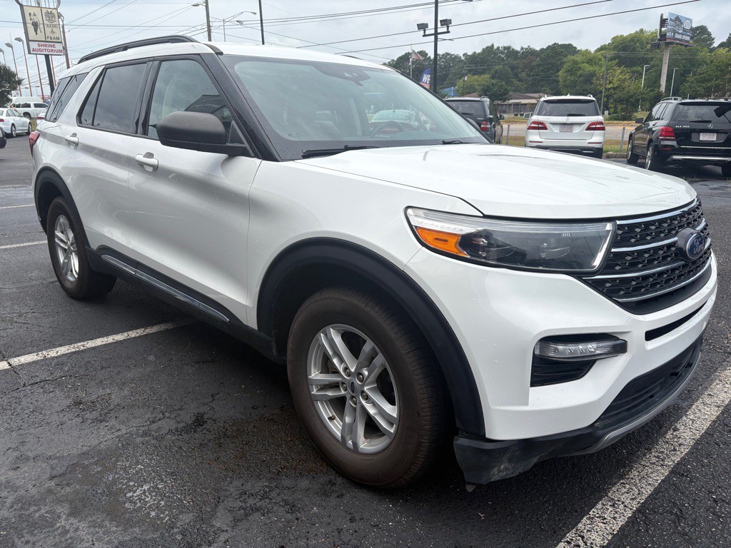 2023 Ford Explorer Image 3