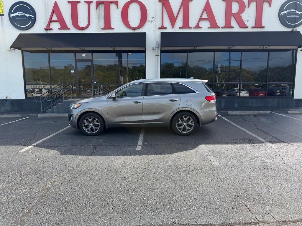 2016 Kia Sorento Image 1