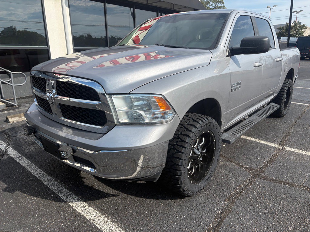 2021 RAM 1500 Image 2