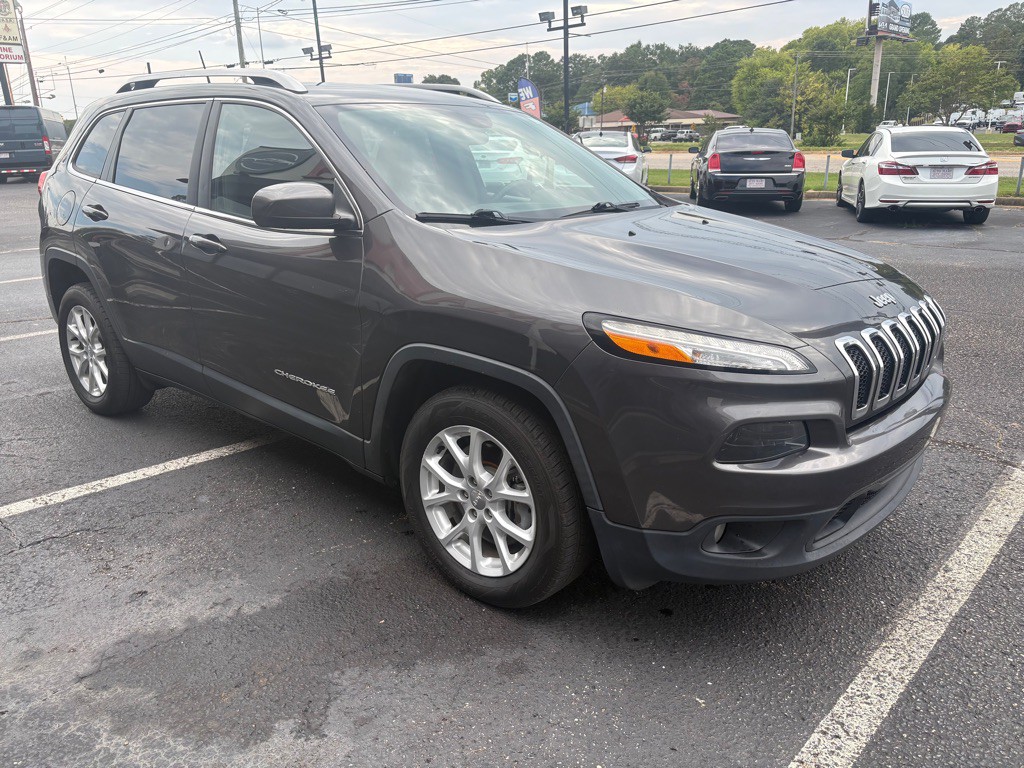 2017 Jeep Cherokee Image 3