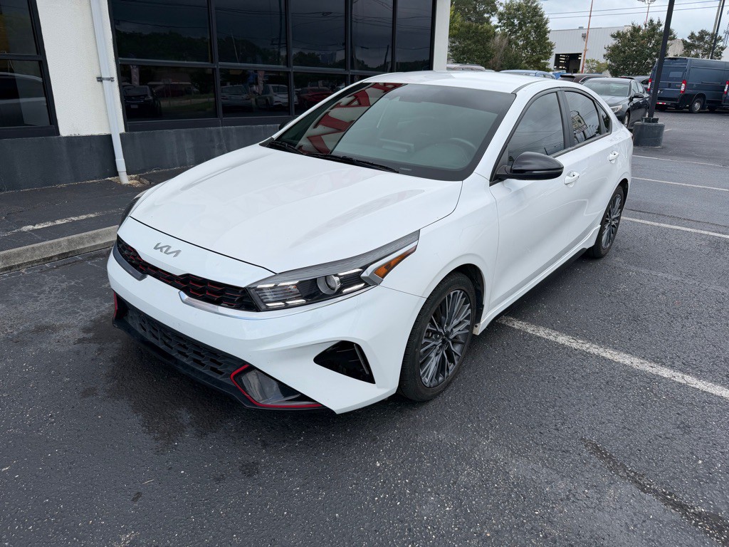 2023 Kia Forte Image 2
