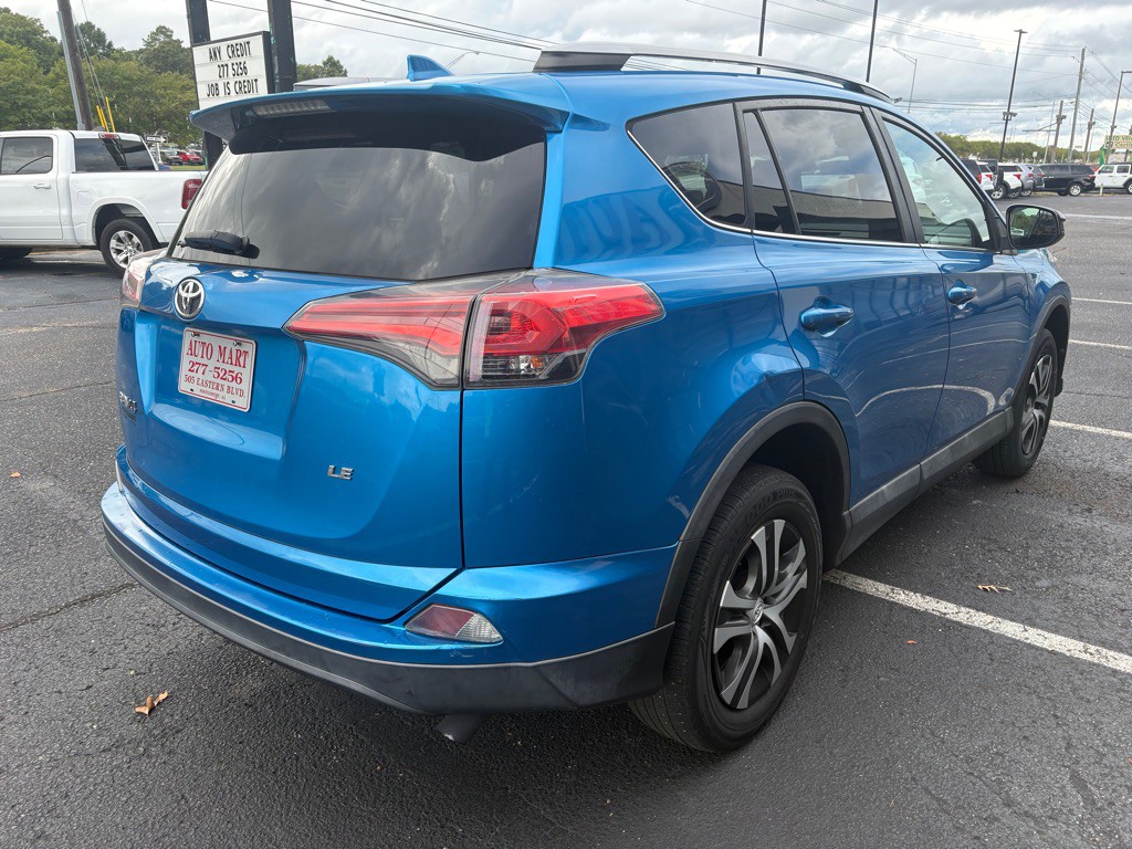 2017 Toyota Rav4 Image 4