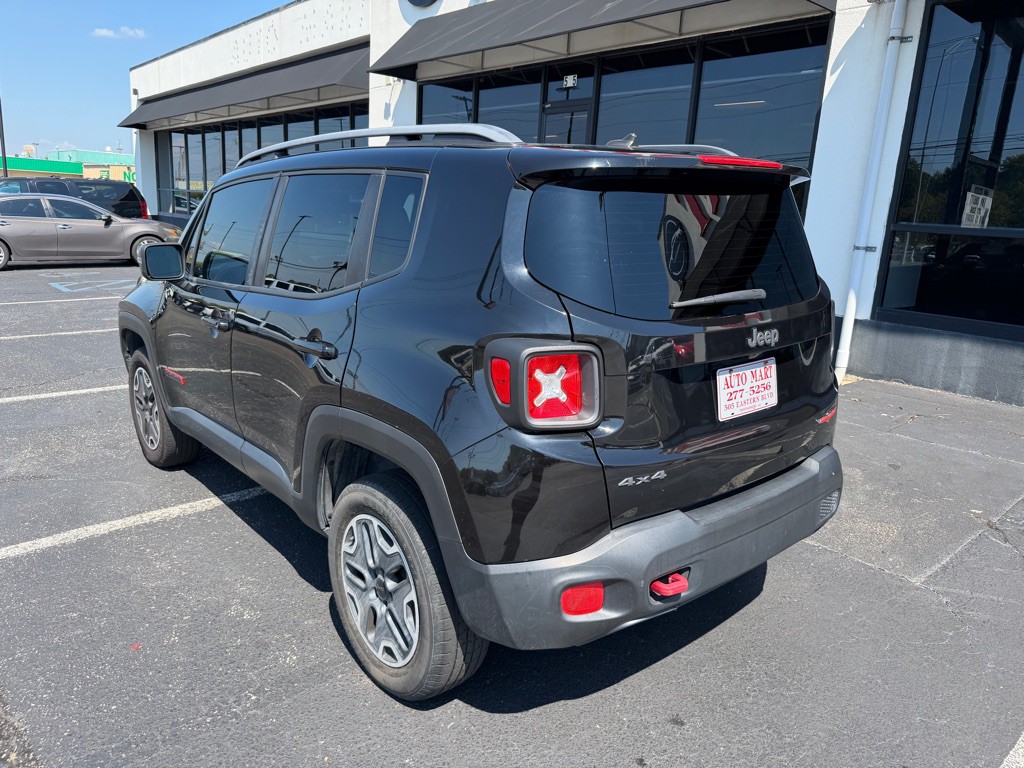 2015 Jeep Renegade Image 11