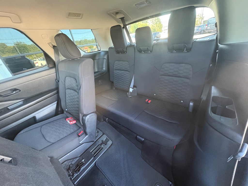2023 Nissan Pathfinder Image 7