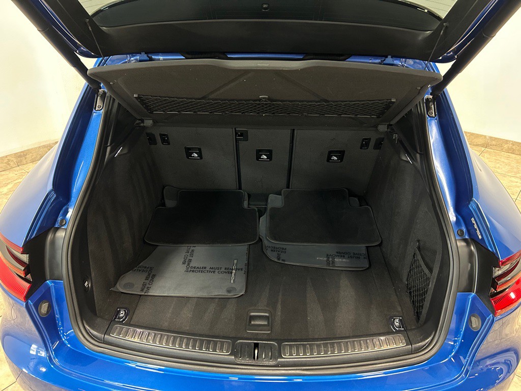 2018 Porsche Macan Image 9