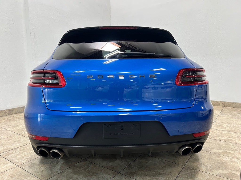 2018 Porsche Macan Image 10