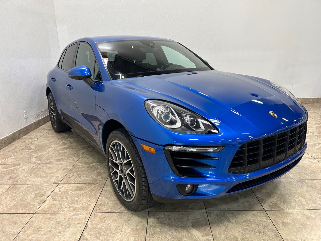 2018 Porsche Macan Image 15
