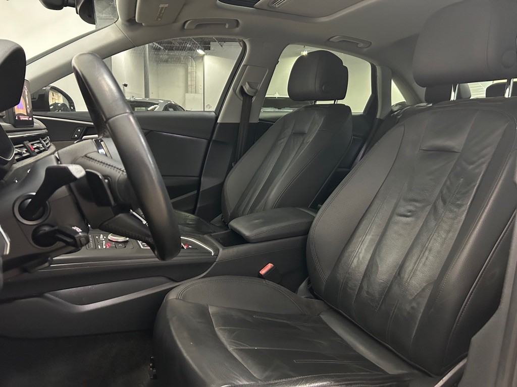2017 Audi A4 Image 25