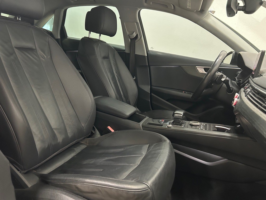 2017 Audi A4 Image 29