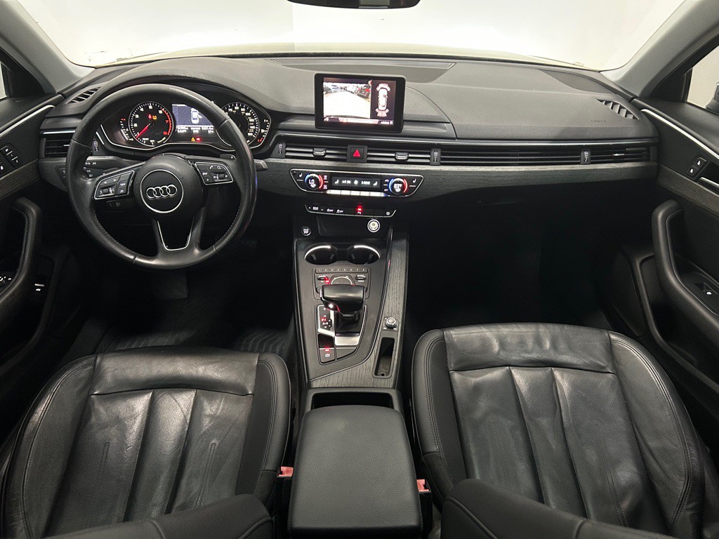 2017 Audi A4 Image 30