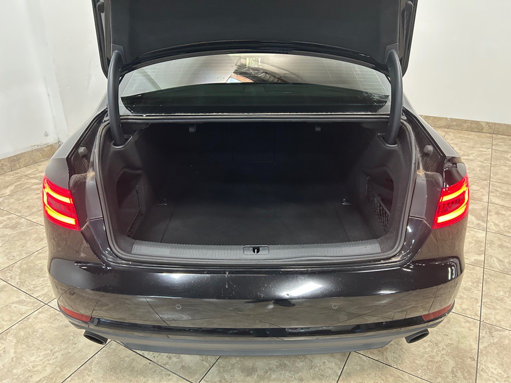 2017 Audi A4 Image 39