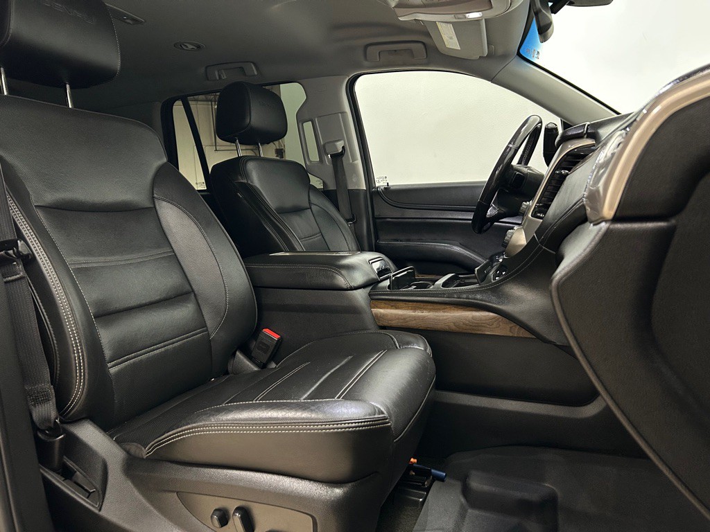 2018 GMC Yukon Image 30