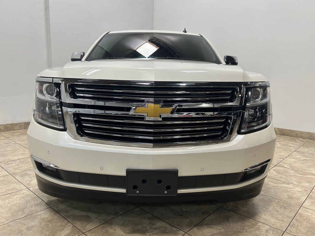 2015 Chevrolet Tahoe Image 2