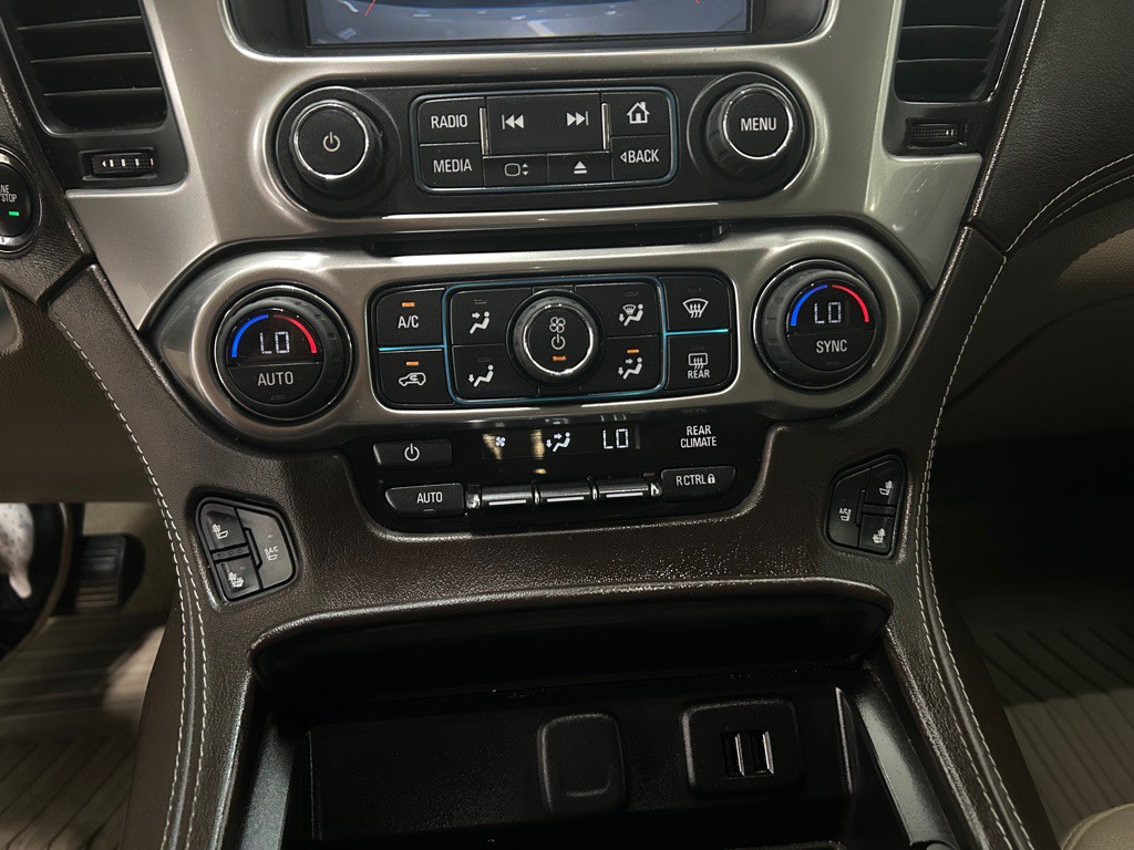 2015 Chevrolet Tahoe Image 21
