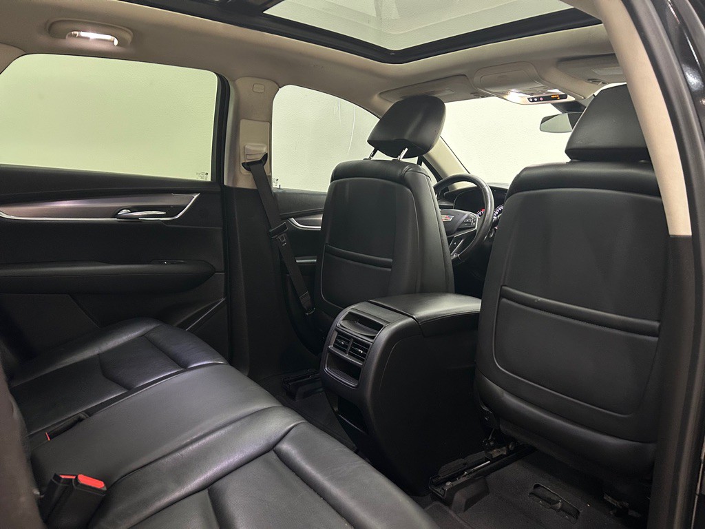 2017 Cadillac XT5 Image 40