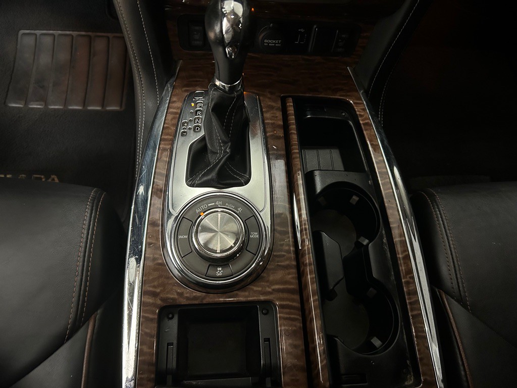 2020 Nissan Armada Image 21