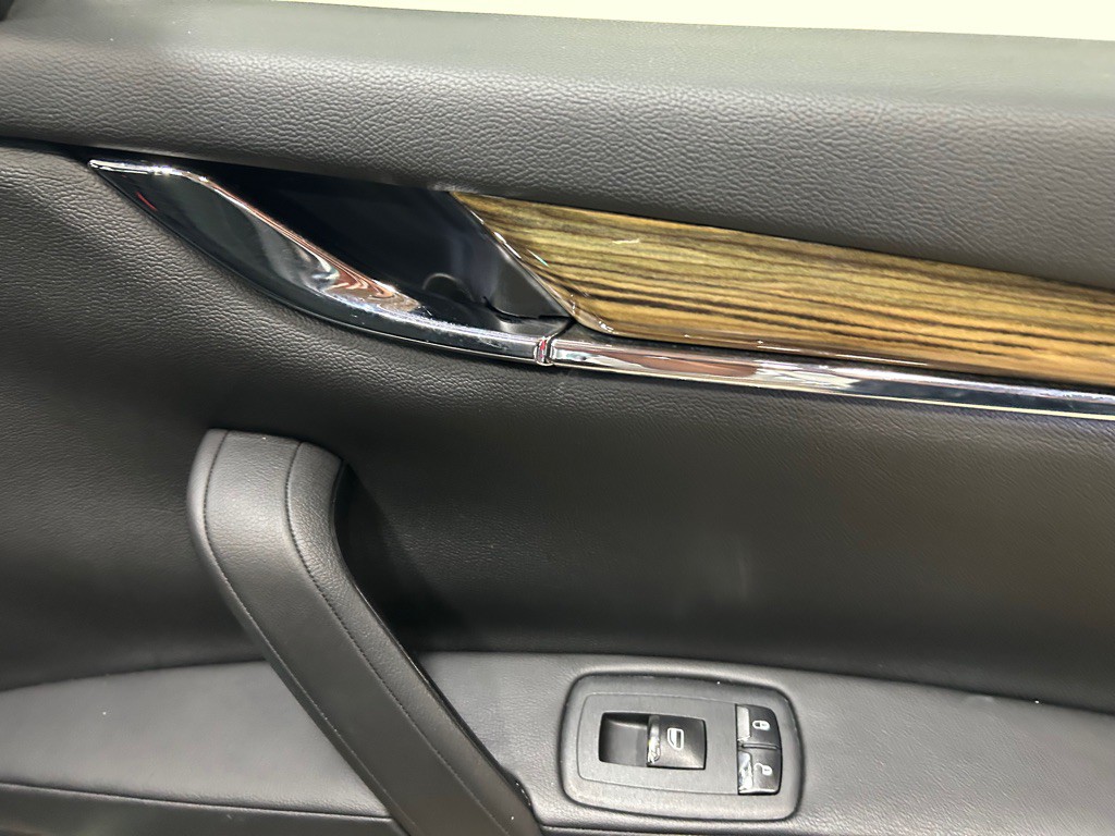 2015 Maserati Quattroporte Image 27