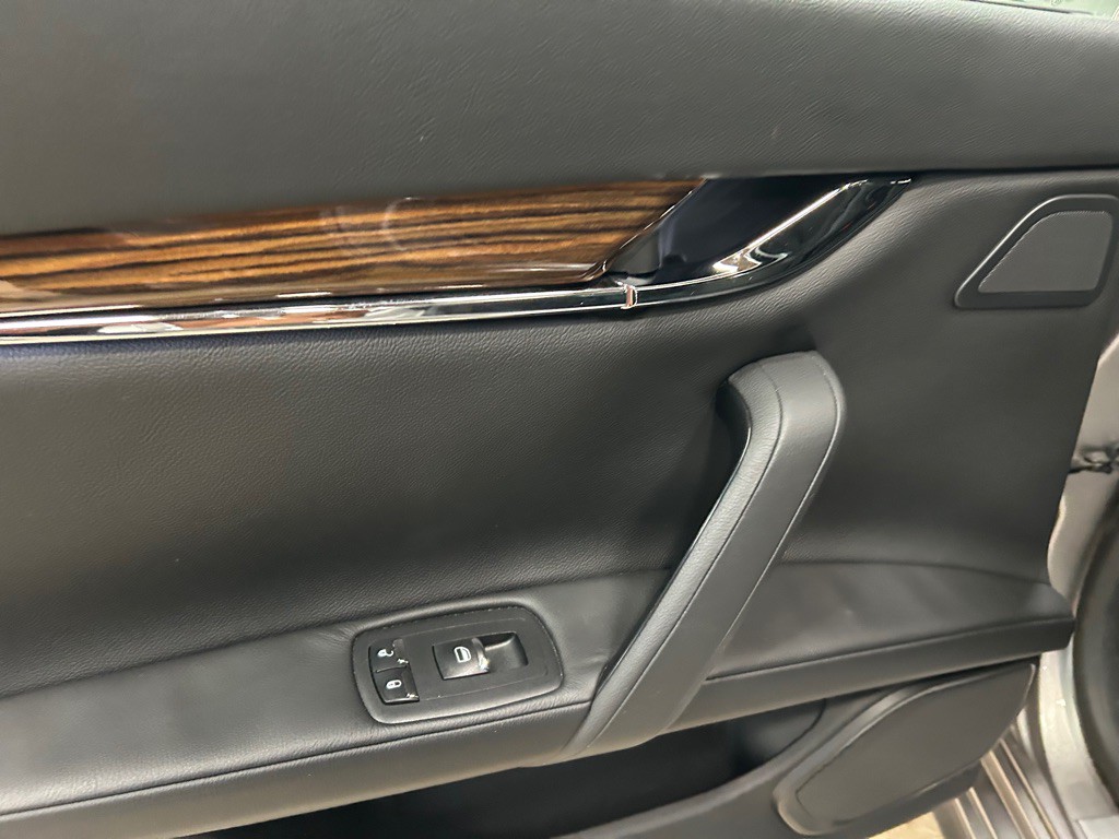 2015 Maserati Quattroporte Image 33